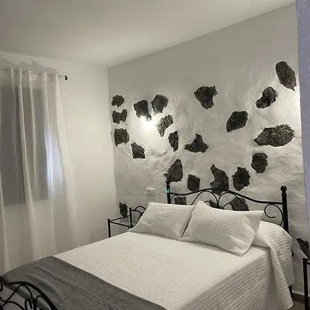 La Parra Apartman Güime