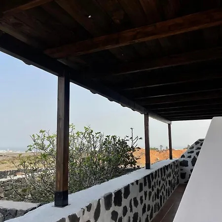 La Parra Apartman Güime